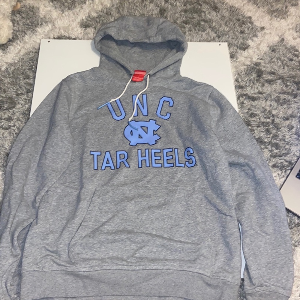Nike UNC Hoodie. Size M